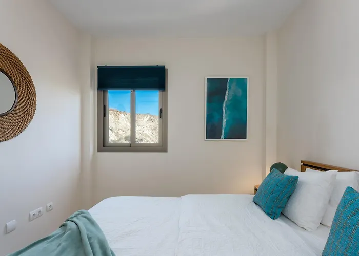 Stunning 3-bedroom Seaview Penthouse Apartment